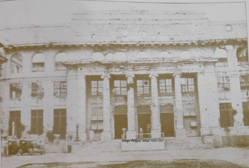 item thumbnail for The University Library (now the Supreme Court Building) right after the War